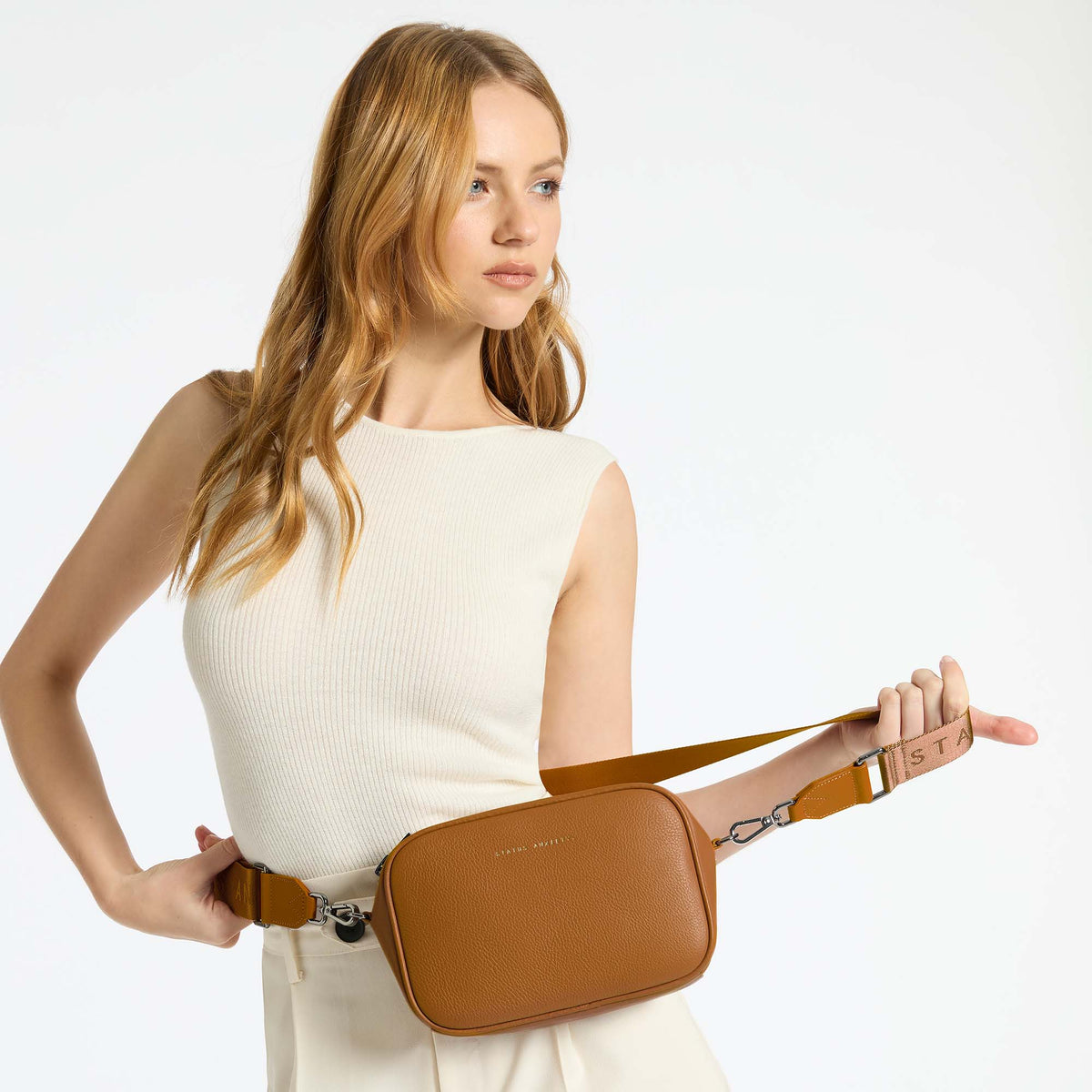 Status Anxiety plunder leather bag with dual straps camel