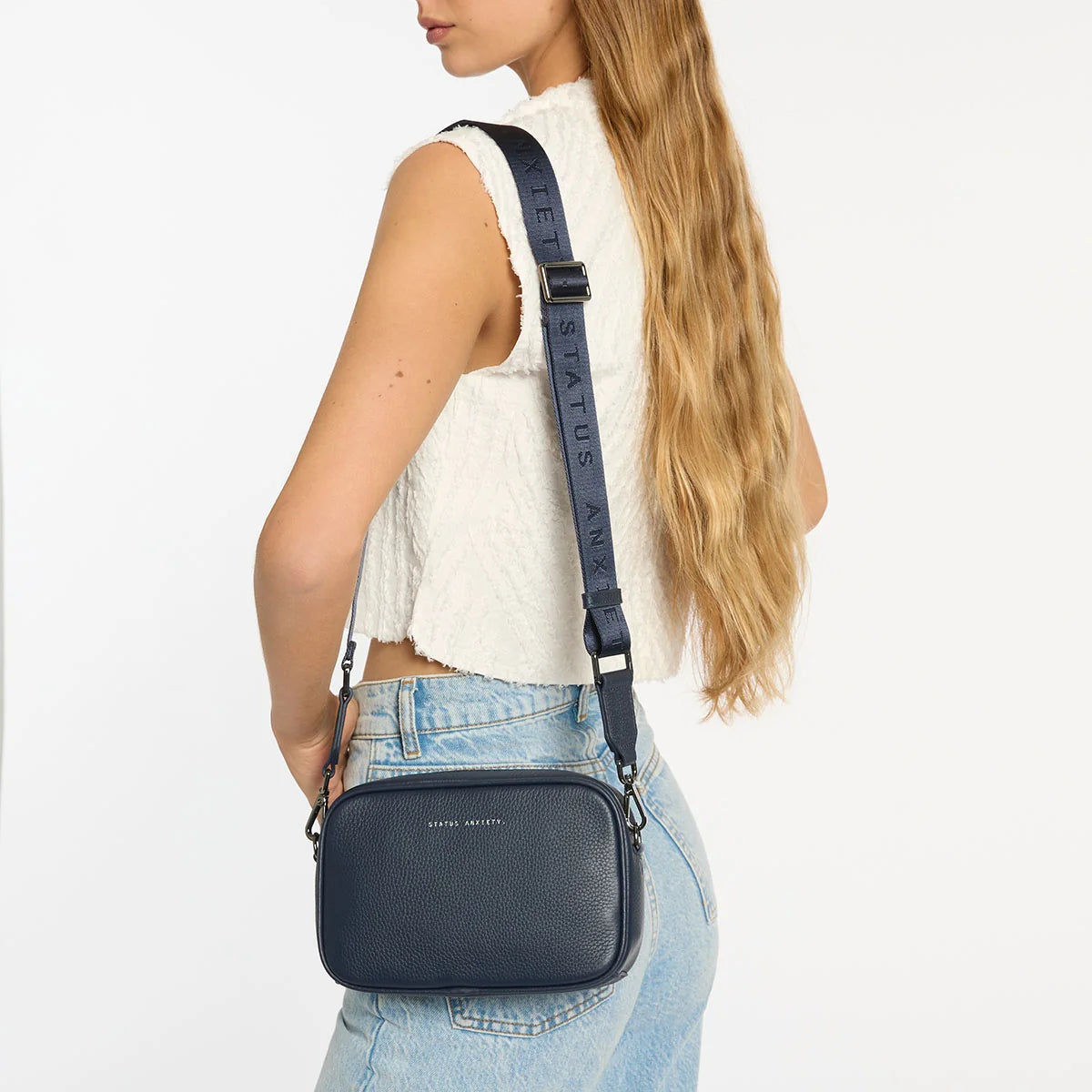 Status Anxiety plunder leather bag with dual straps blue