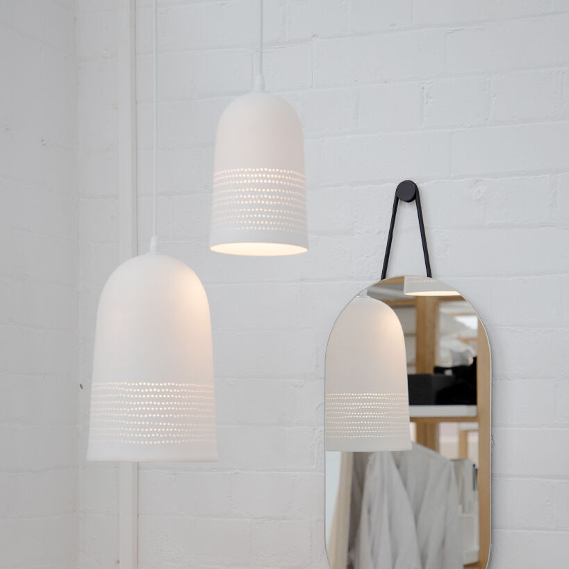 Vega pendant light small white