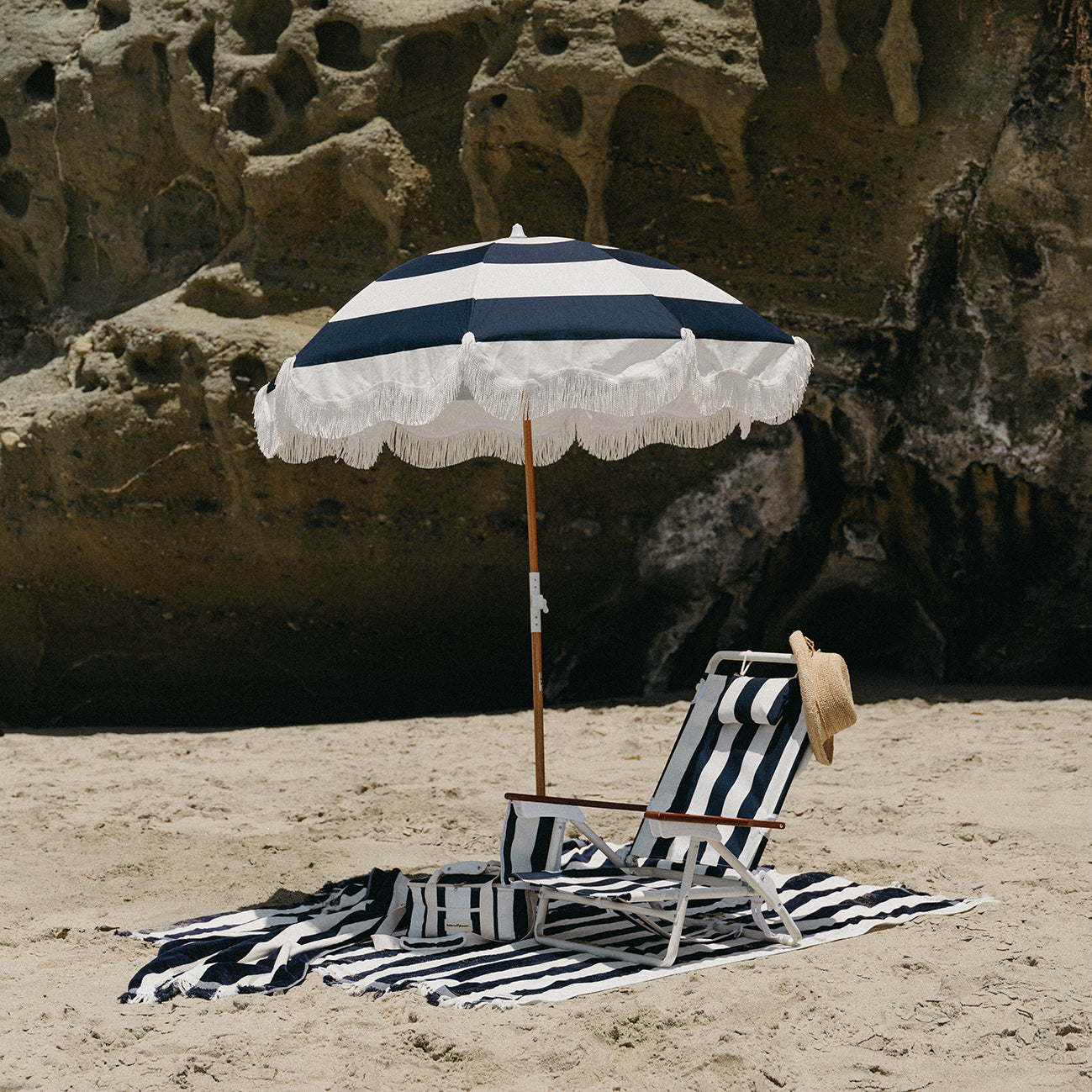 Tommy beach chair navy stripe