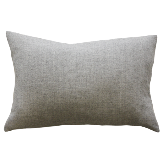 Luxuriously soft and beautifully textured, this finely woven cushion cover is crafted from 100% alpaca wool.  Dimensions: 40cm high x 60m long   Colour: silver 
