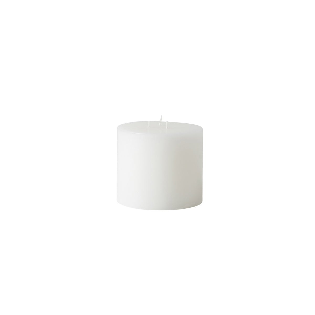 This small 3-wick candle is the perfect understated accessory for your hurricane lamp or lantern.  Approx burning time 70 hours.  Colour: white  Dimensions: 13.5cm diameter x 11cm high