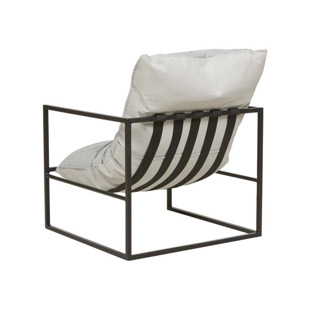 Outdoor framed lounge chair lead