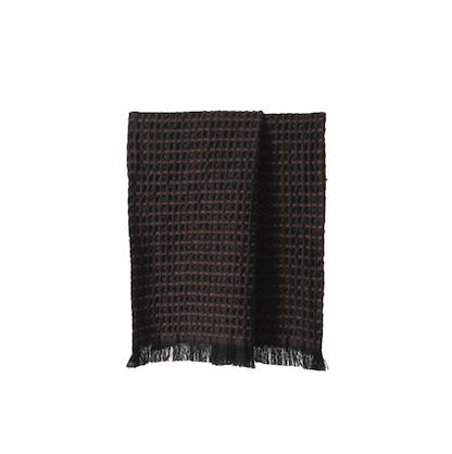 The versatile Aalto hand towel is lightweight and quick-drying.  This relaxed waffle weave piece adds colour and texture to your bathroom.  Colour: midnight/mahogany  Dimensions: 50cm wide x 70cm long  Made of 100% certified organic cotton