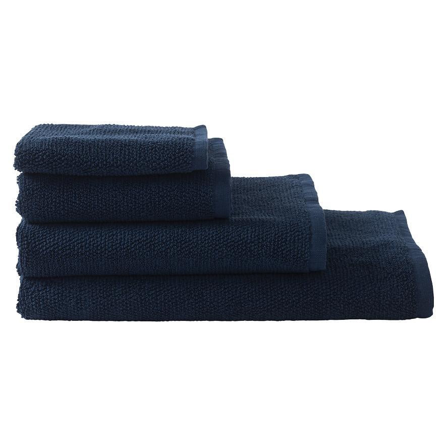 Classic cotton towel range navy